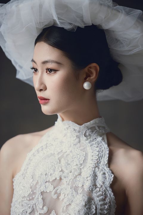 婚纱照AI追色推荐:4 种暗调婚纱照效果 侧影与头纱