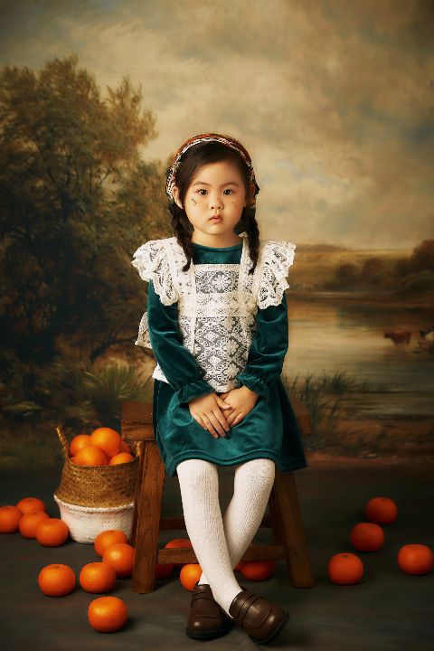 儿童油画写真AI追色推荐:让橘色有质感,同时保持人物通透 油画色彩与温暖对比细节