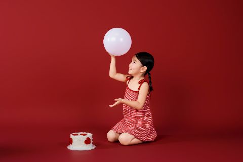 儿童甜美写真AI追色推荐:让画面甜而不腻,肤色保持自然 整体色调关系