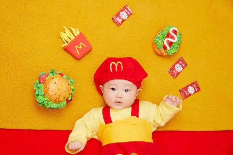 儿童麦田写真AI追色推荐：让麦色温暖而不泛黄，人物保持通透 整体色调关系